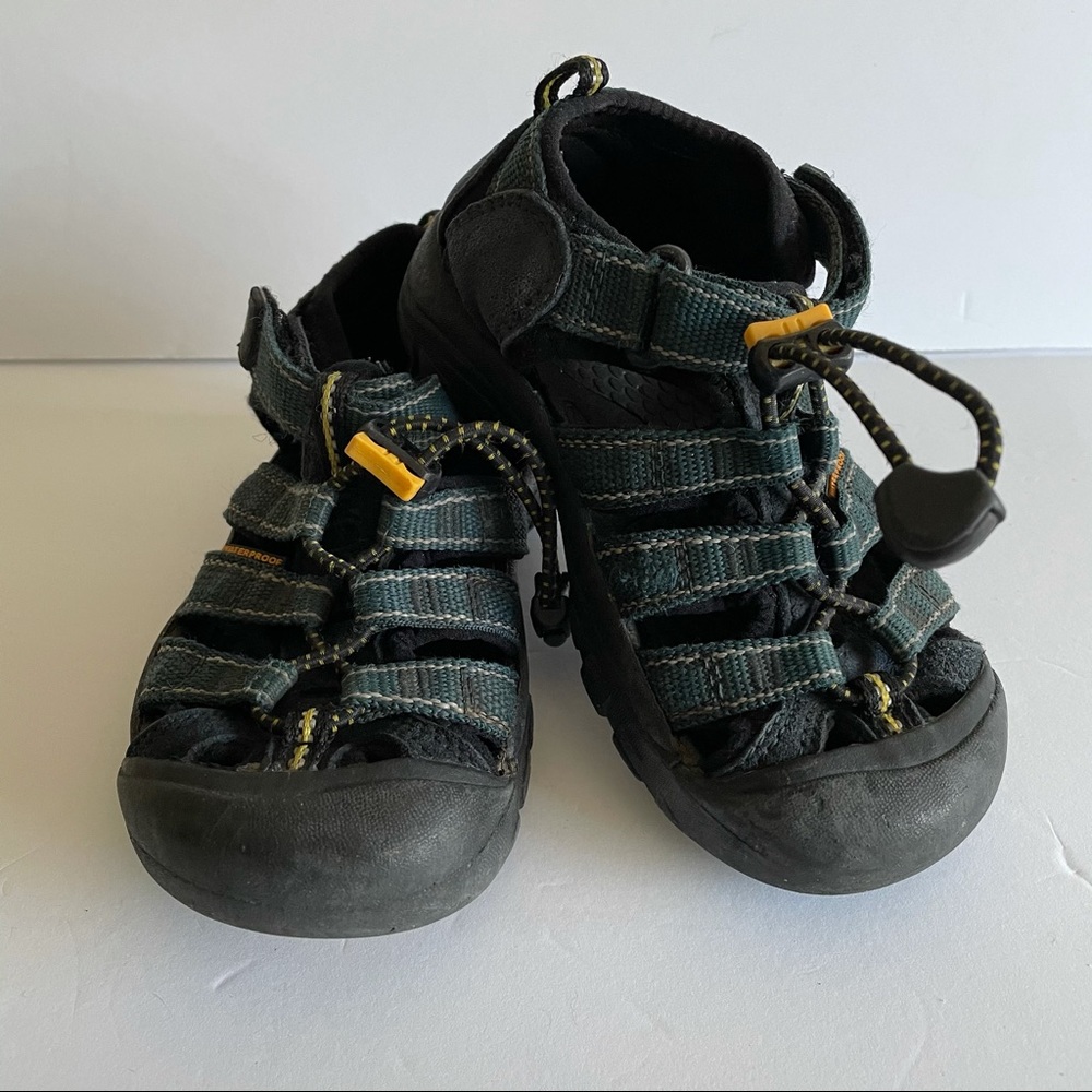 Keen Washable Sandals Hiking Shoes Sz 11